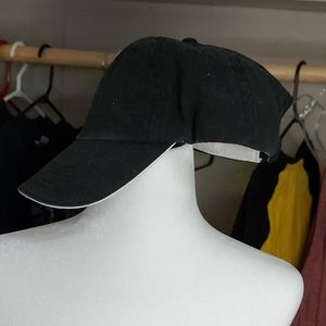 Black baseball cap